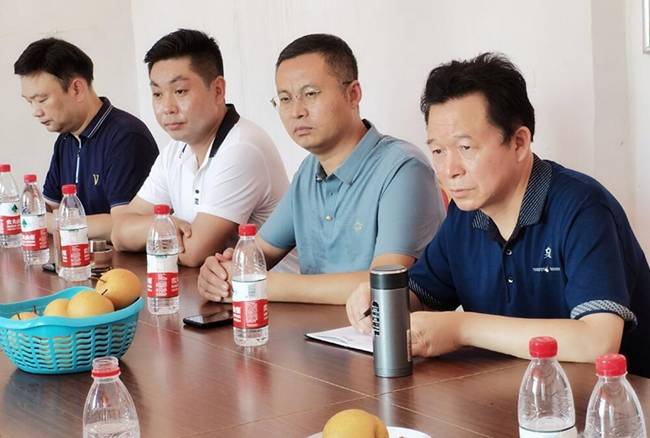 最后,民盟河南省委直属第三支部主委张云岭指出,"乡村振兴的关键是