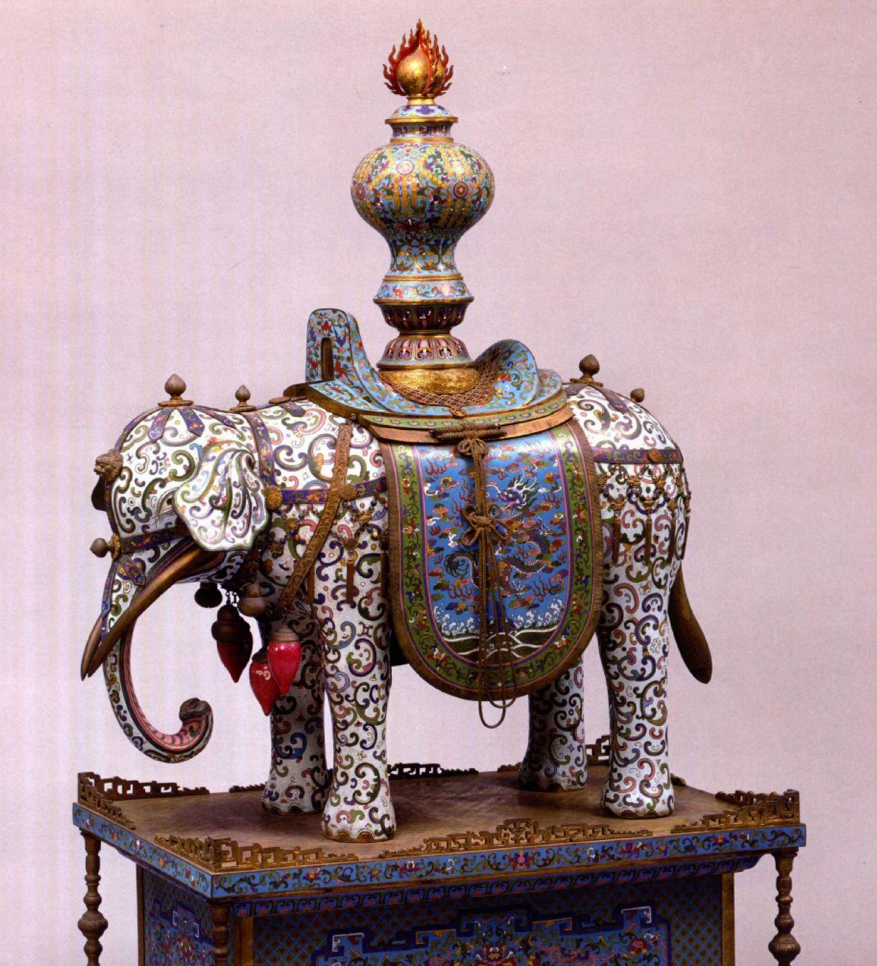 原创故宫珍藏宝物民间难得一见的珐琅器珍贵的历史文化遗产