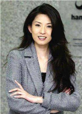 她18岁"一脱成名",曾被释小龙暗恋,成龙苦追而不得_叶全真