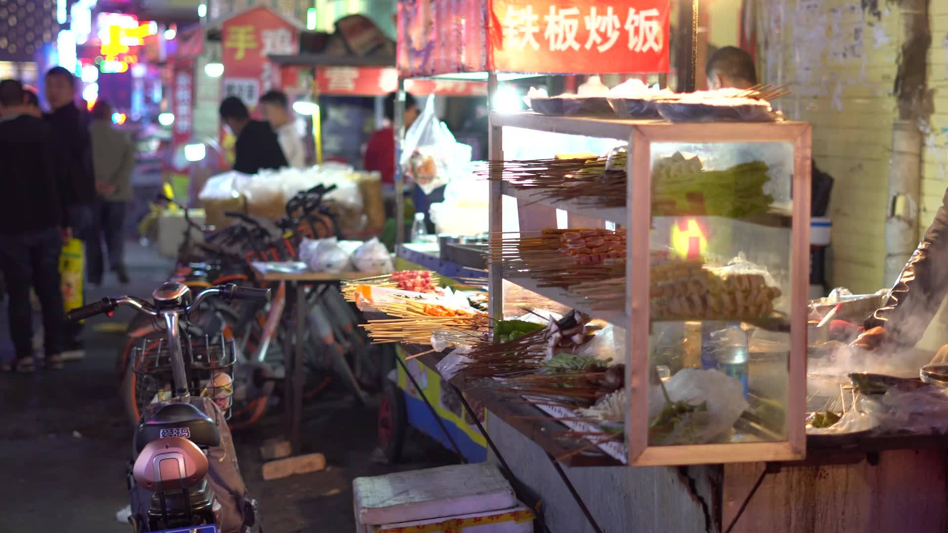 从校门旁炒饭摊,到国际大品牌,细数寡头们的"爱恨情仇"-上篇_摊主