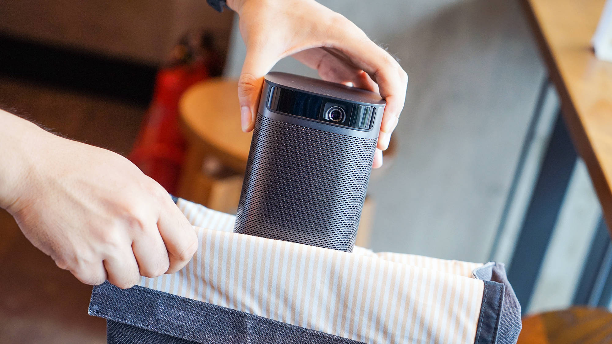 极米play超悦版全面测评:一款随身带的便携投影仪