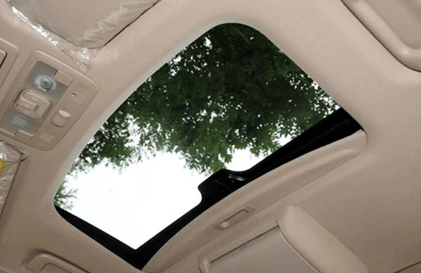 小天窗的汽车为什么更实用全景天窗是否安全