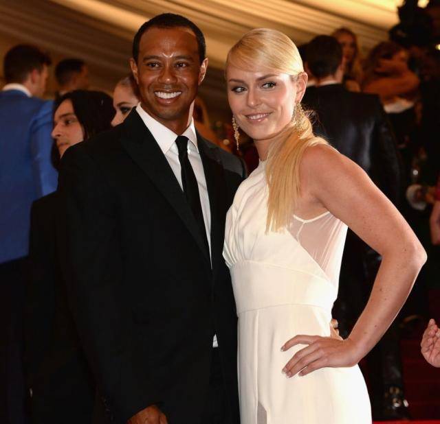 原创美国体坛第一女神老虎伍兹为她着迷如今34岁恋上黑人男友