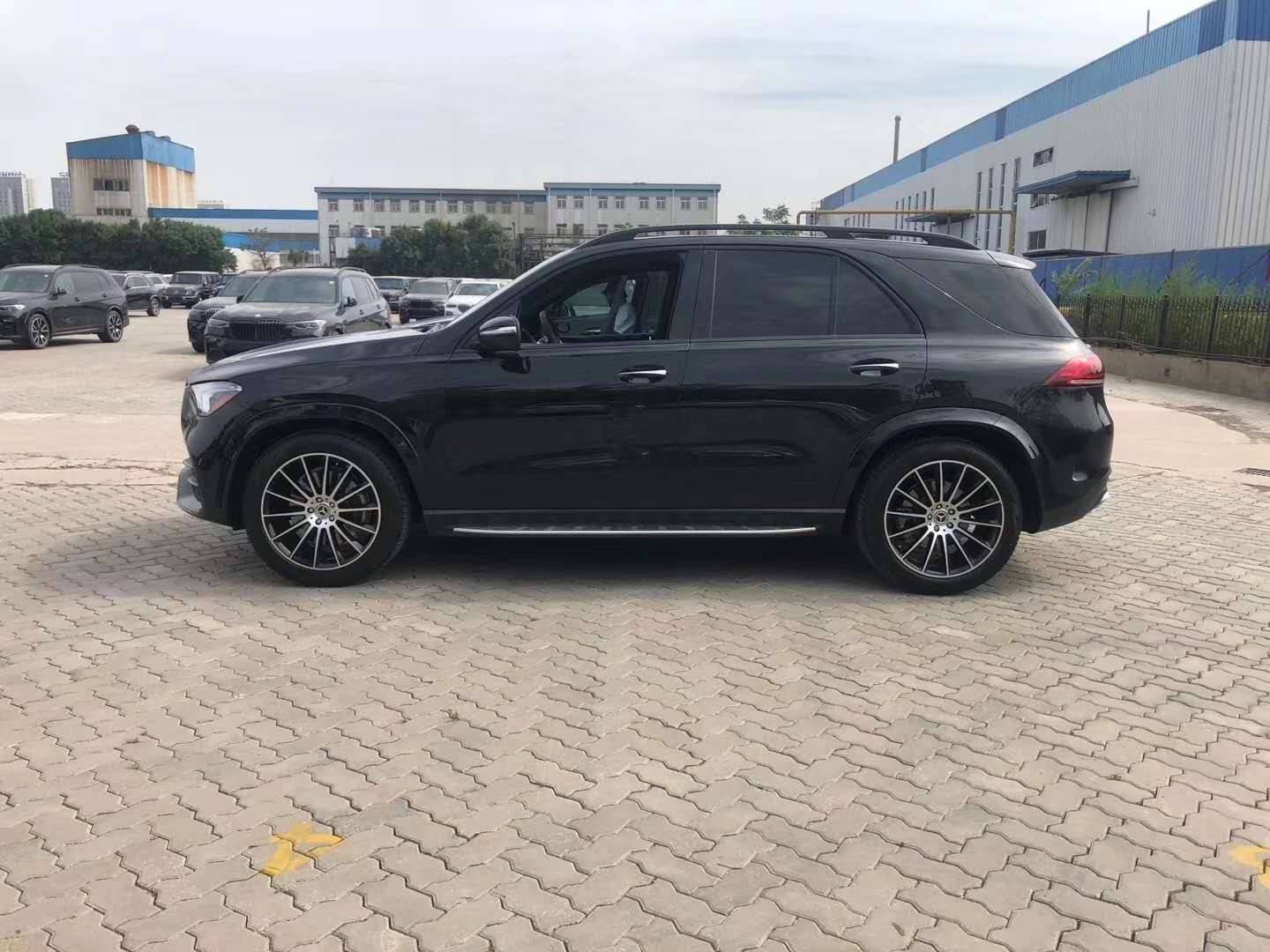 新款奔驰gle350时尚选装 参数解析限时让利_车型