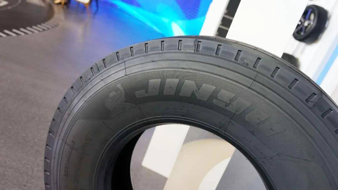 全程高能人气王金宇轮胎登陆广饶轮胎展直播间