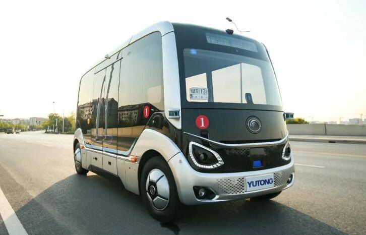 特斯拉的自动驾驶很牛吗宇通的自动驾驶公交都运营一年了