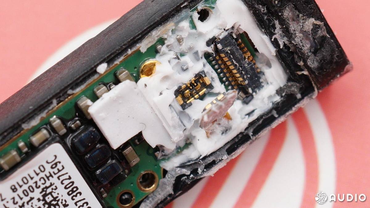 拆解报告:华为 freelace pro 降噪脖挂蓝牙耳机