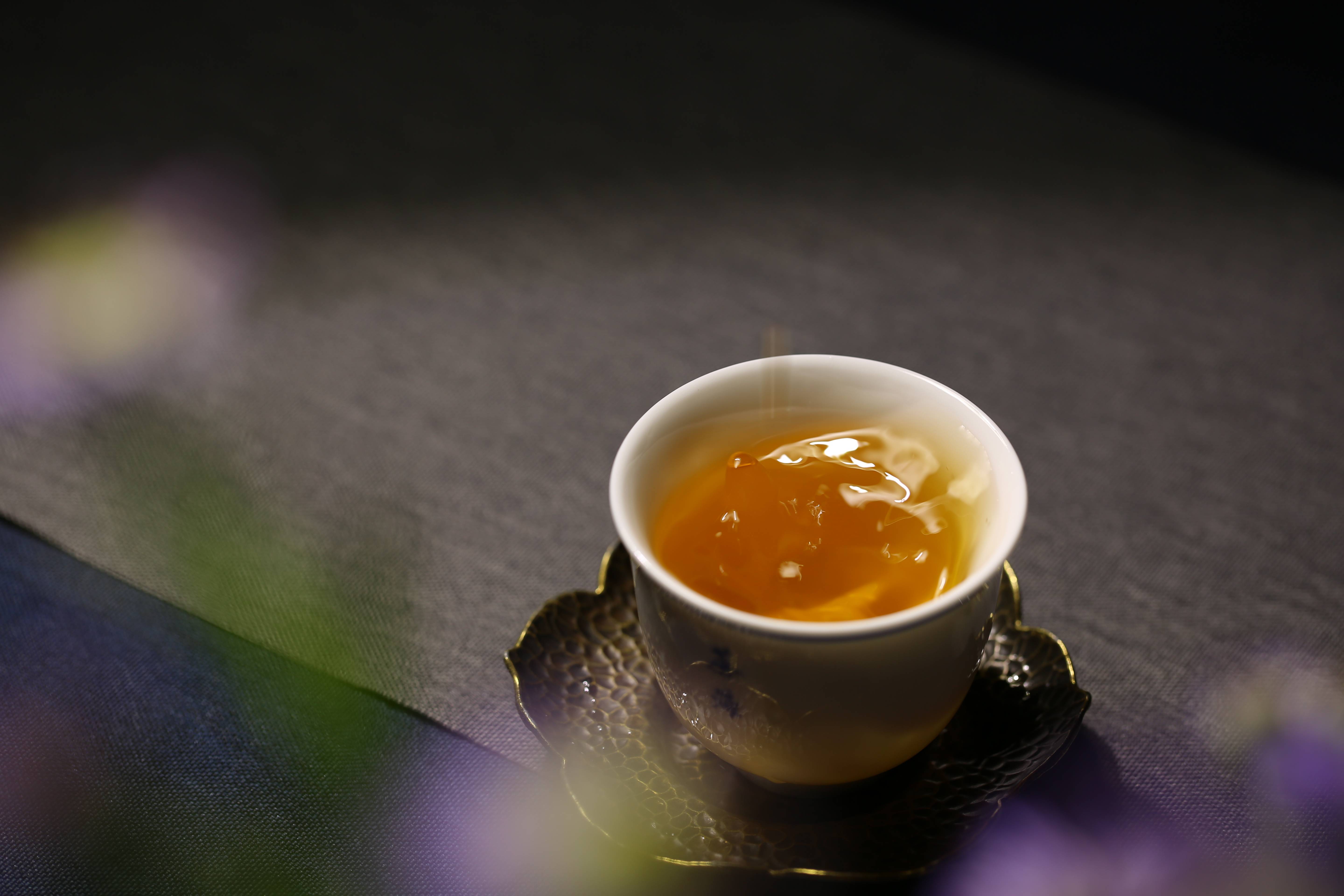 【答疑解惑】红茶的汤色越红,茶品质越好?