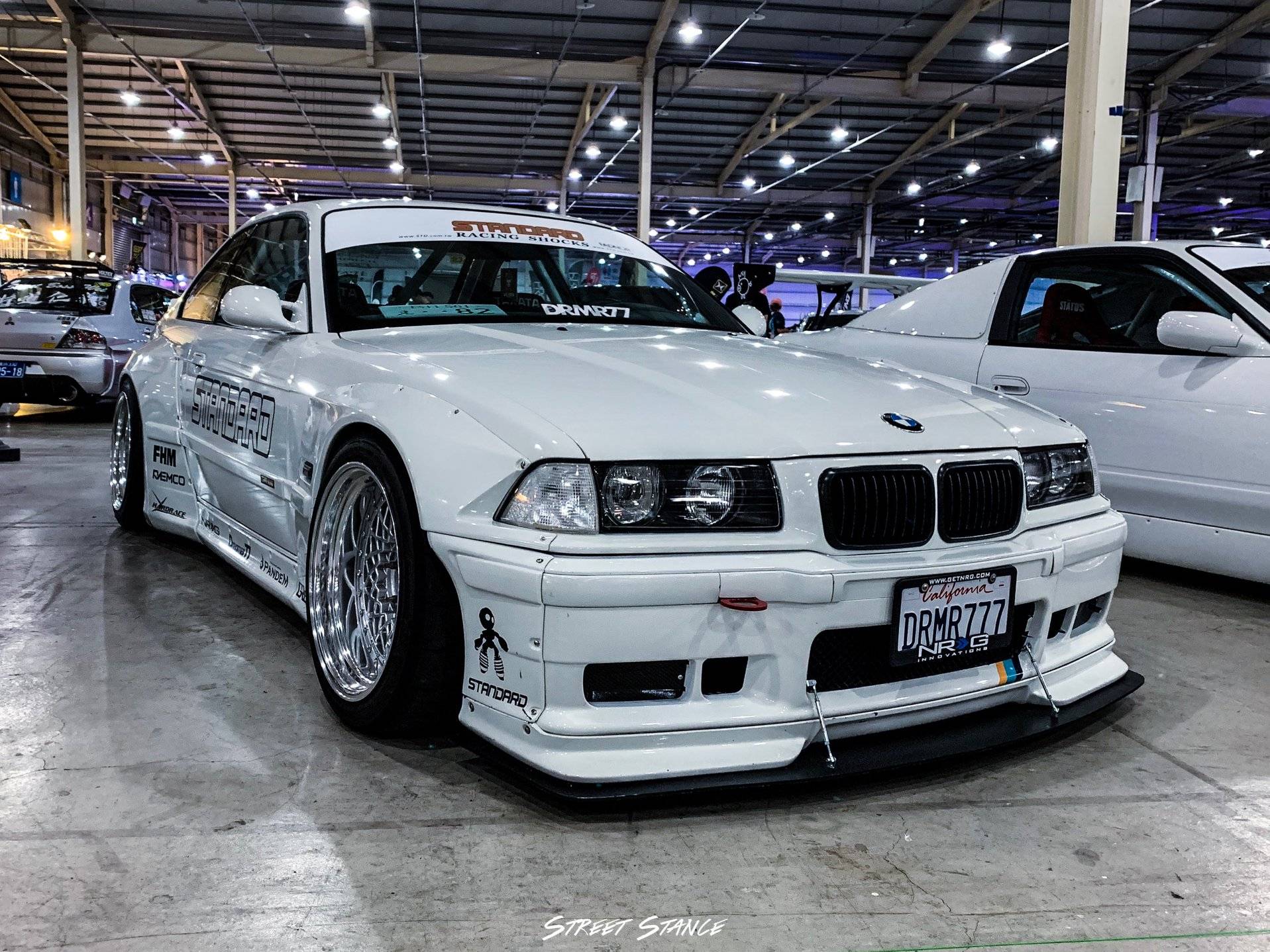 这是对岸的改装车文化!stance garage