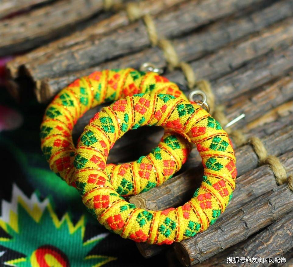 原创光彩照人绚烂夺目说的就是这些民族风手工布艺耳环