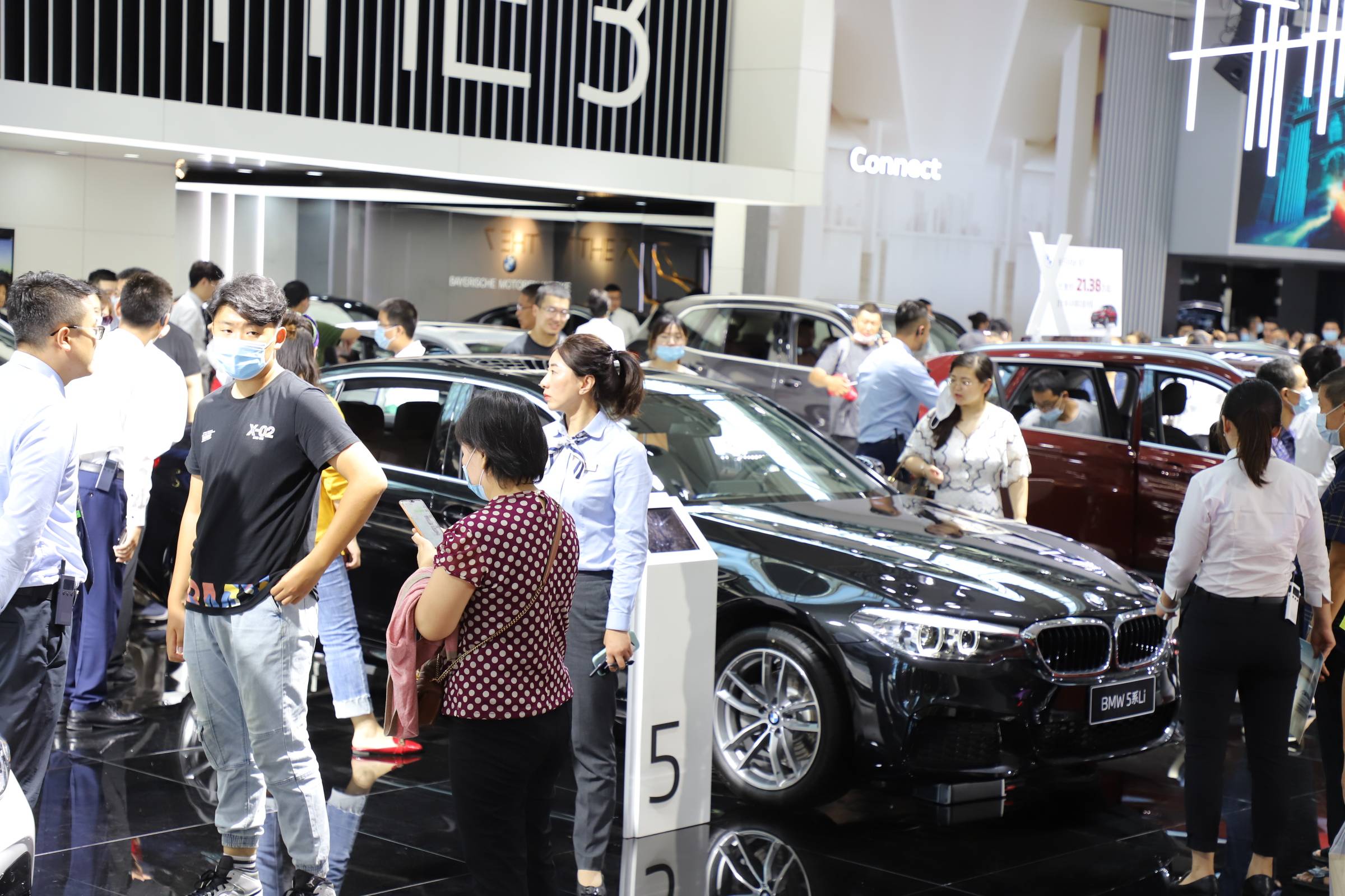 第16届烟台国际车展圆满落幕客流量突破15万人次总销量近8000台