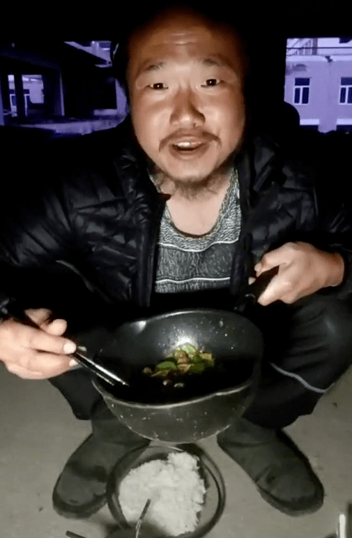 90后小伙为脱单骑行中国,15个月后变"50后大爷"!_阿秋