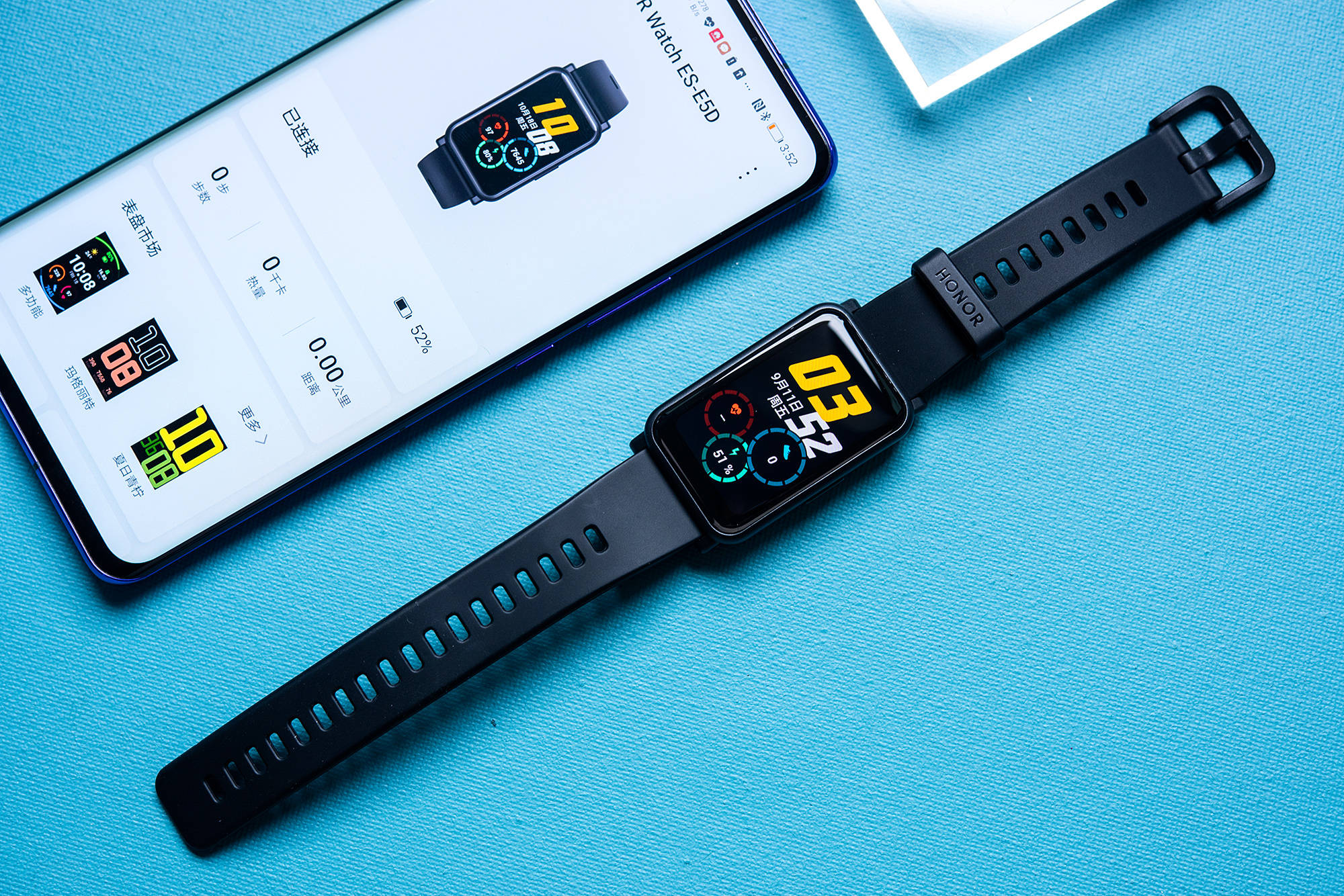 荣耀手表es图赏:34g重量的时尚运动助手