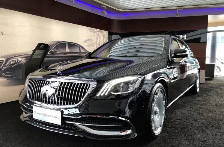 2020款迈巴赫s680进店加价超百万号称移动宫殿