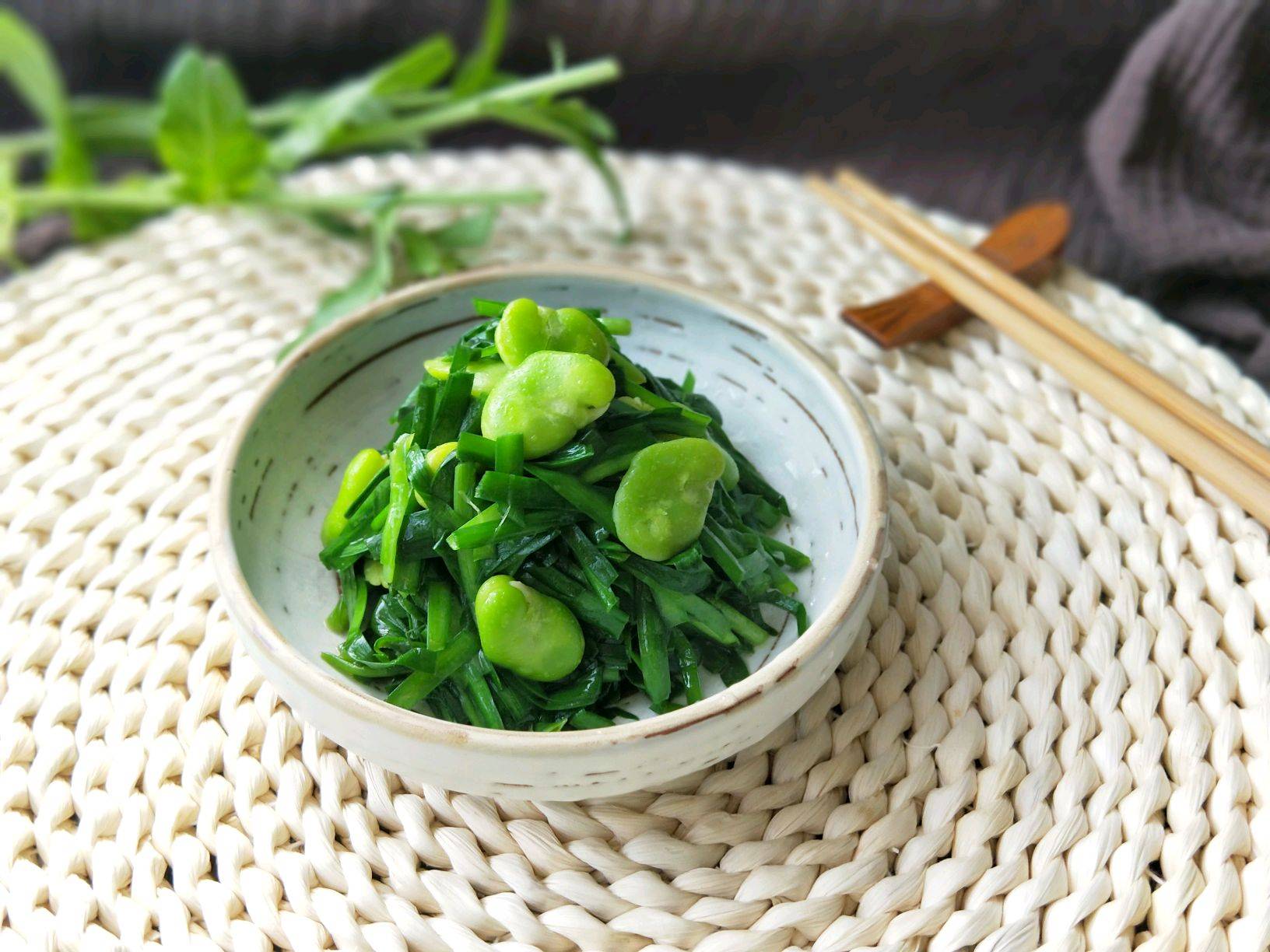 原创"双绿"纯素菜,女人多吃气色好,被称为"天然的黄体酮"