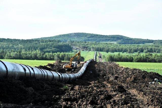 中俄东线天然气管道8标段主体焊接完工,能源贸易再进一步
