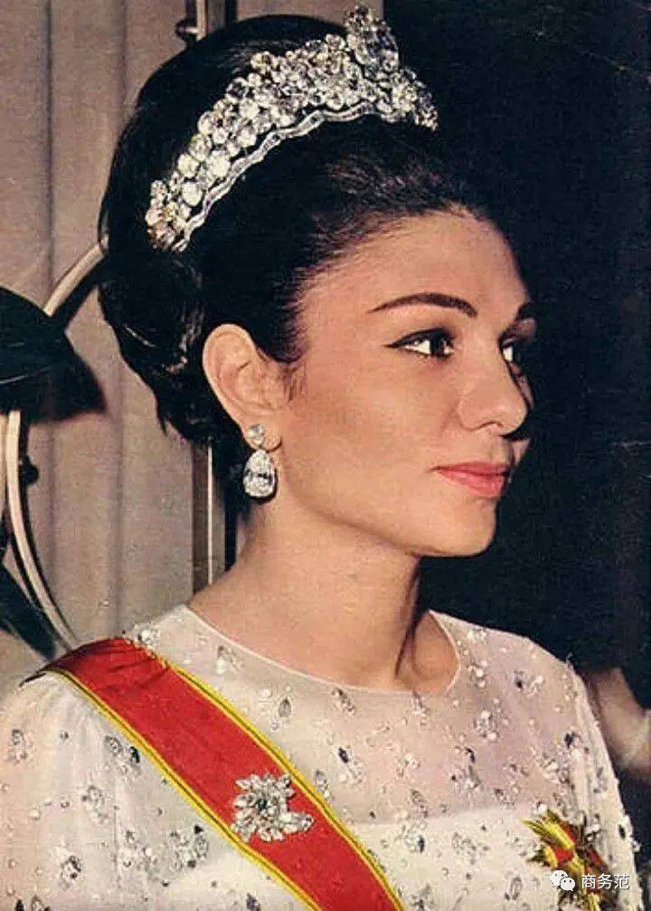 原创最美末代王后坎坷一生珠宝富可敌国流亡后丈夫子女去世