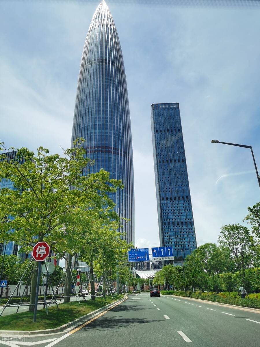 深圳最大商务综合体——华润深圳湾国际商业中心全面竣工