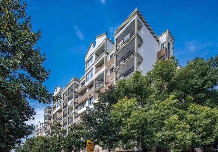 上海长宁古北华园真的太意外了大家千万别看错了不看懊悔进来看看