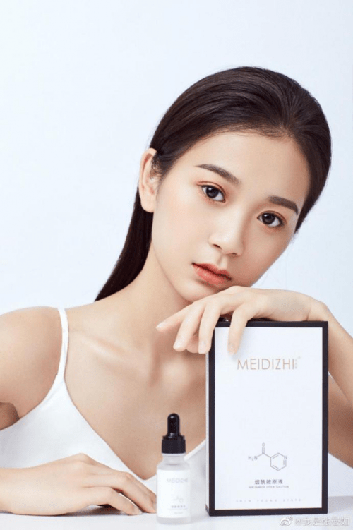 新生代创业者张曼如(小小如)做客《创新广东》节目,讲述诗如雅由来