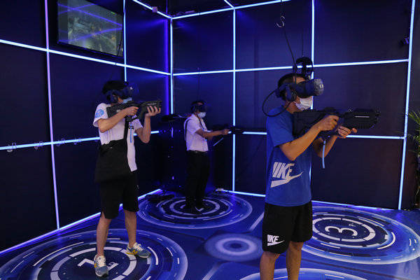 丧尸监狱主题风格互动沉浸式vr射击体验多人协同,互动闯关多款游戏