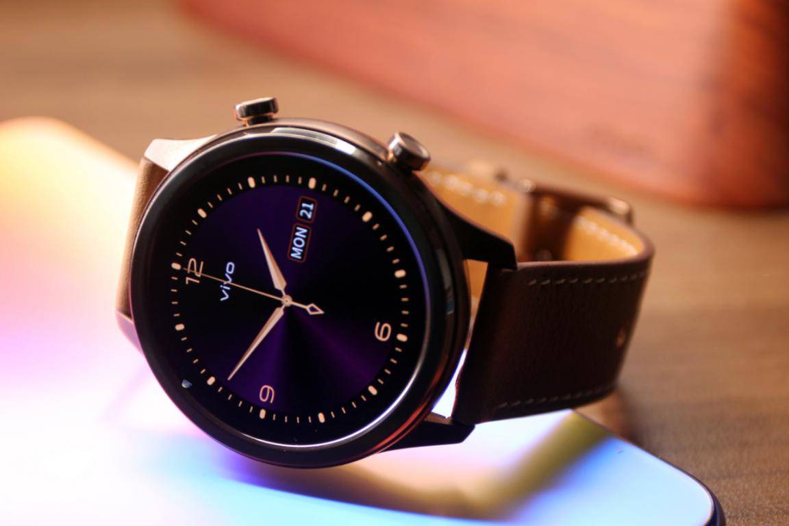 vivo入局智能穿戴行业,首款智能手表vivowatch评测_手机搜狐网