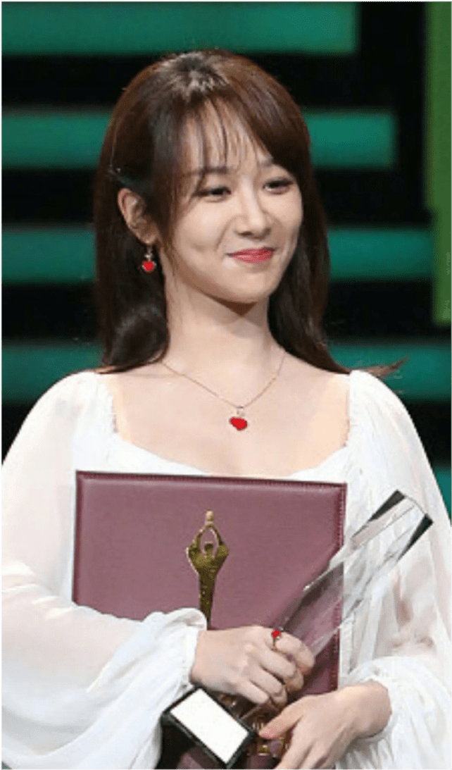 杨谨华仅输柯佳嬿一票 评审曝许光汉落选视帝原因_杨紫