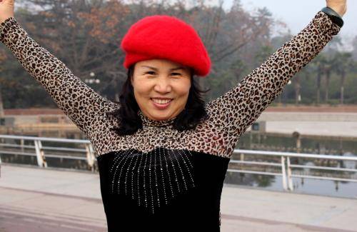 四十多岁的大龄剩女更年期了都已绝经娶你是为给你养老吗