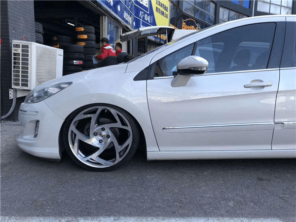 让你所爱李洋分享标致408选择airbft气动避震品牌益处所在