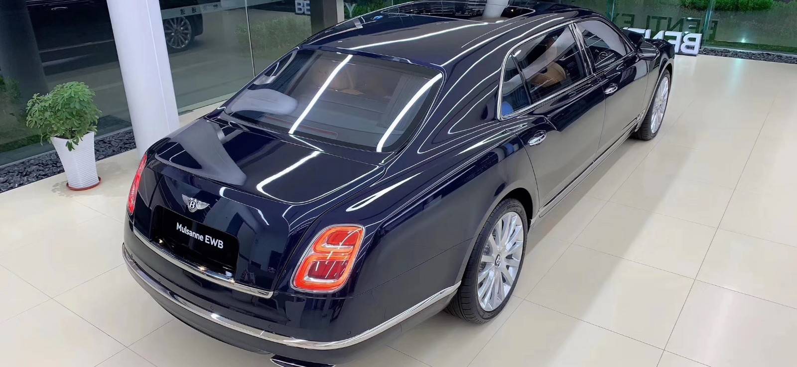 2020款宾利慕尚 天津港现车促触底价售全国