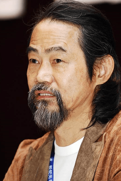 “西装暴徒”元华,香港电影的牺牲品,却因为《功夫》又红了15年_李小龙