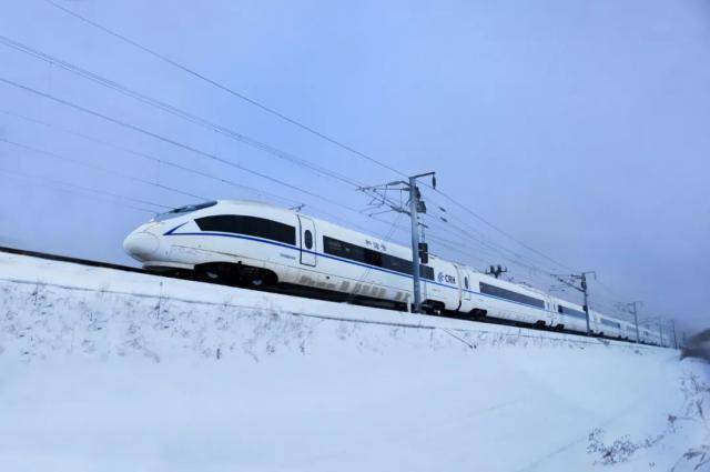 正在直播东北这旮沓有啥宝跟央视新闻坐高铁瞅瞅去