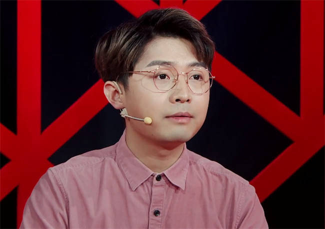 为网恋开小号小伙闹上节目!jk女友现身,网友:这么可爱不香吗_梦飞