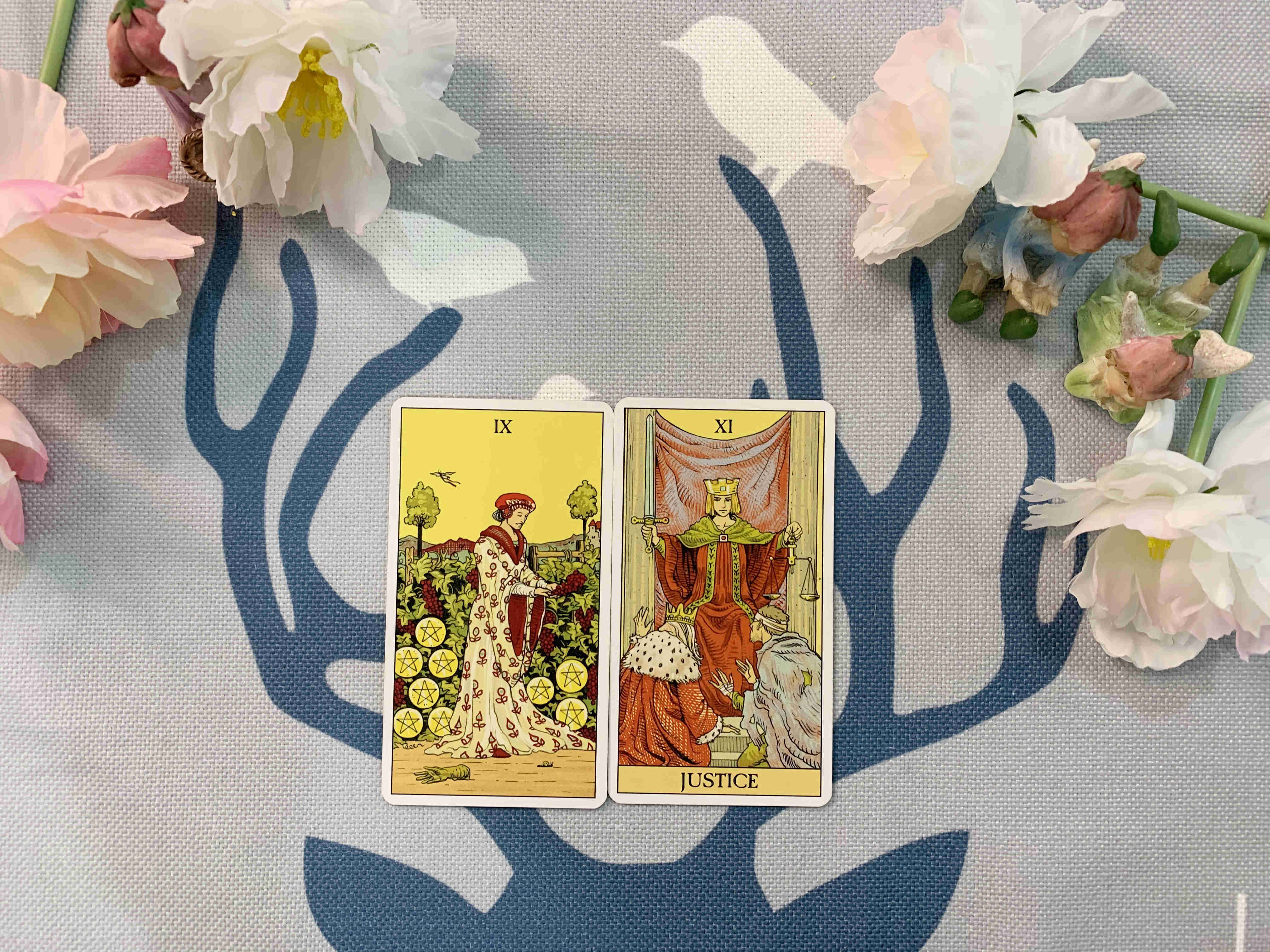 女巫塔罗,巨蟹座十月感情运势:感情还有之前能量,状态有些糟糕