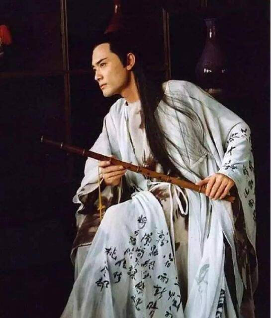 晚年武则天为什么不惜犯众怒也要庇护张易之和张昌宗兄弟？_唐派