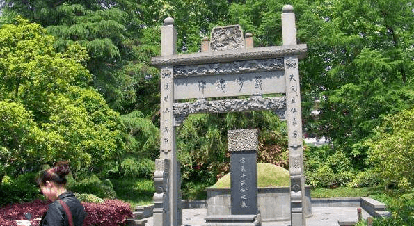 原创武大郎墓开棺验身是个魁梧大汉与妻子恩爱合葬