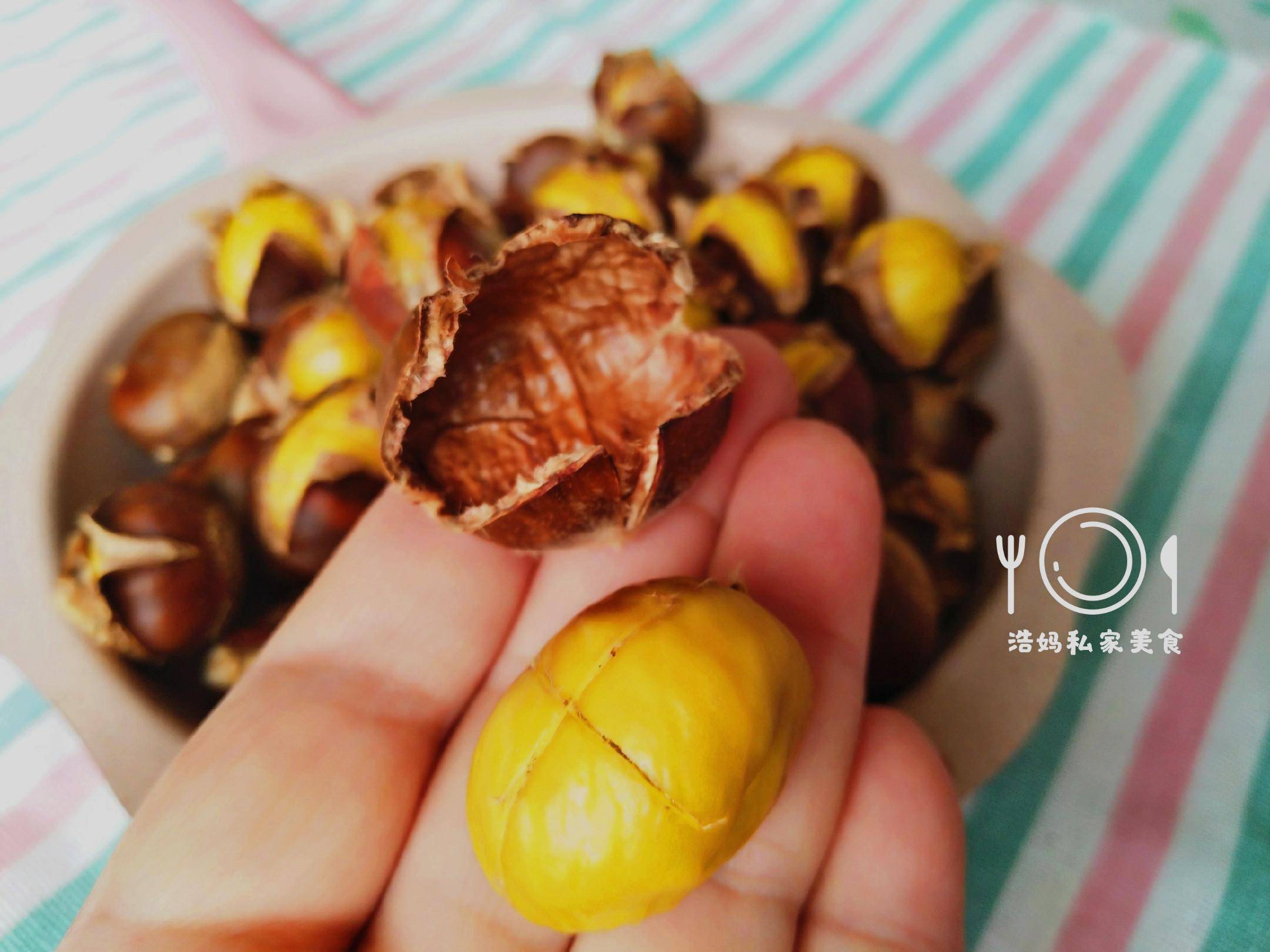 秋天必吃的干果之王,两种材料做开口栗子,一碰就掉壳,不用烤箱_手机