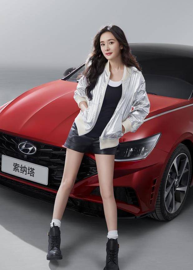 杨幂代言现代索纳塔10诠释人美车更美索10相当惊艳