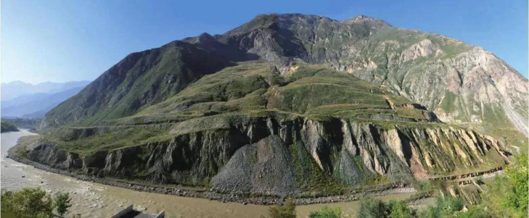 滑坡的十八大要素实拍图解