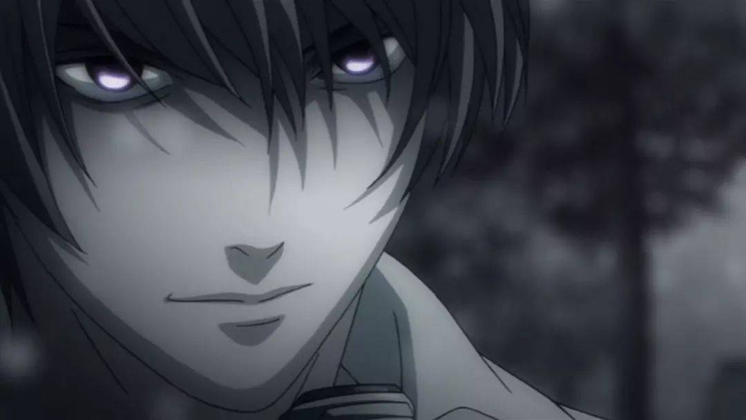 他对感情的利用可以说到了极致,作为《死亡笔记》的女主角弥海砂作为