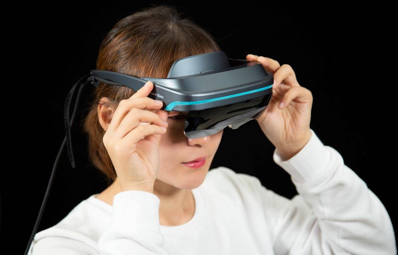 开启无人机上帝视角新玩法:dream glass 4k ar智能眼镜体验