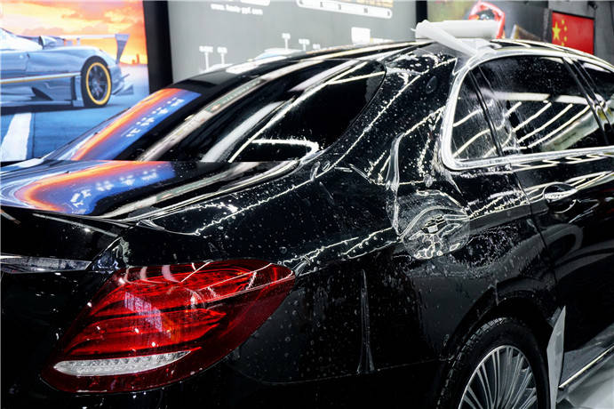 奔驰e300施工teckwrap漆面保护膜美国秃鹰tpu隐形车衣_手机搜狐网