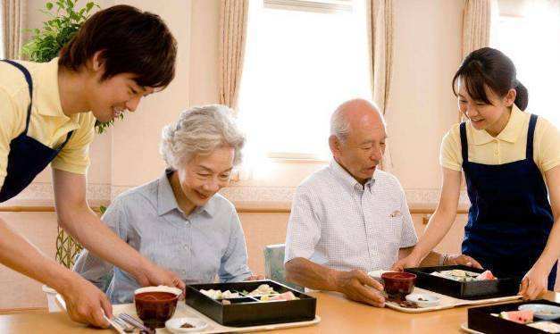 日本的老年人服务为何做得这么好为你揭开日本养老的秘密