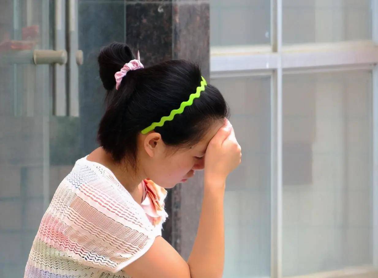 这无疑就会成为专科生发展的一道门槛,让很多学生都非常苦恼