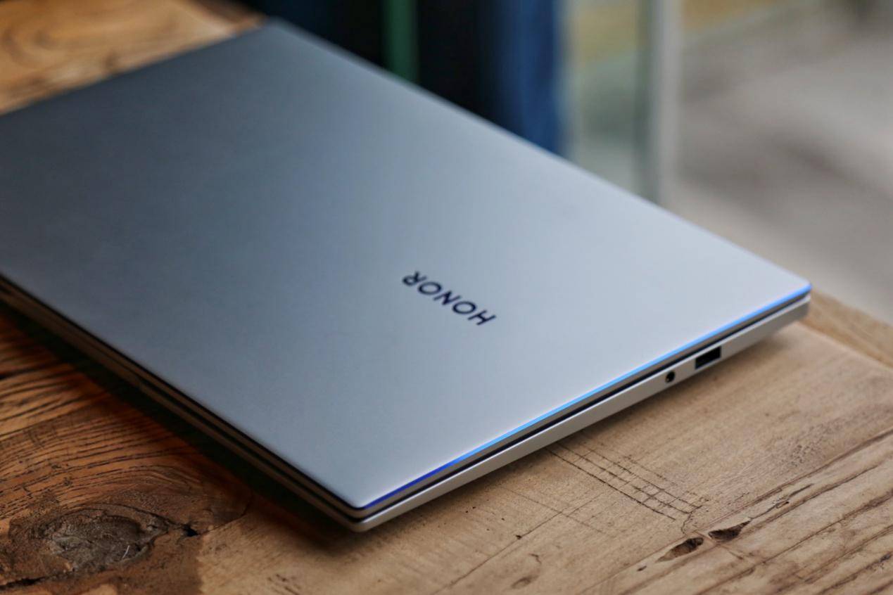 原创多屏协同交互高质价比荣耀magicbook14se体验