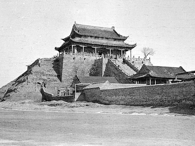 历史老照片1917年河南开封古城内的百姓生活