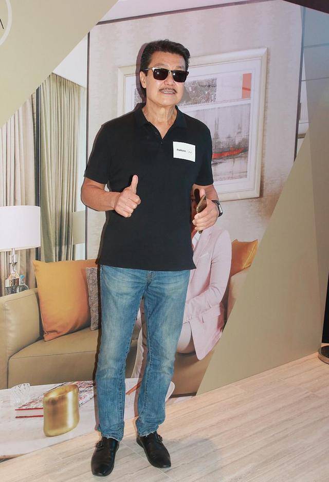 71岁黄锦燊聊与赵雅芝感情结婚36年零绯闻直言娶到对方已知足