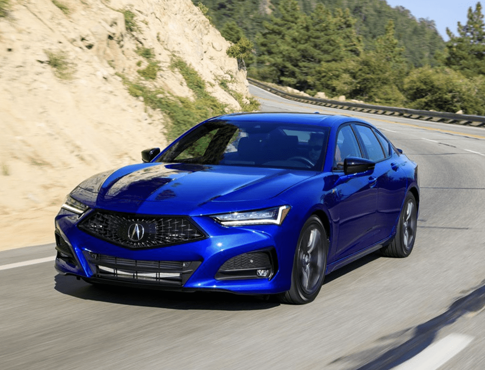 原创宝马3系又一强大对手,新款讴歌tlx实车亮相,外观很霸气