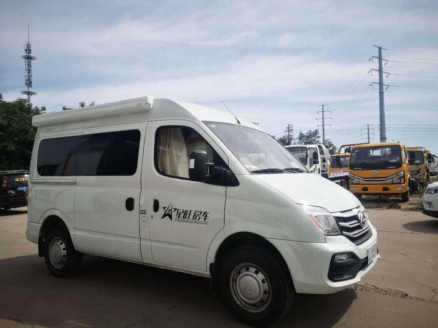 大通v80短轴房车,床车