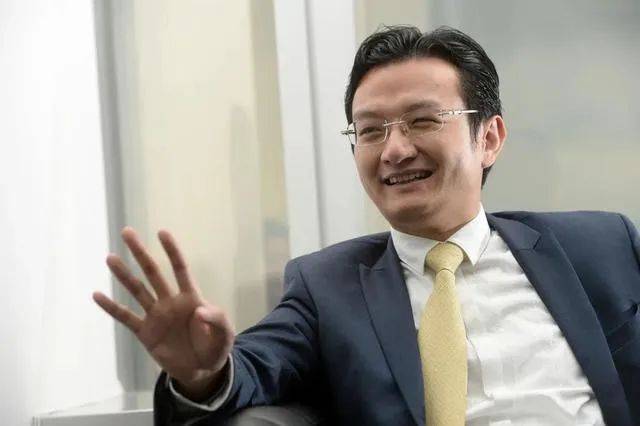 泉州许氏4大家族富二代亮相7位高富帅低调稳重你更看好哪位